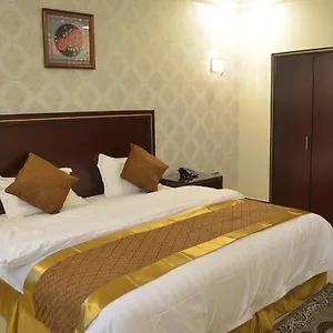 https://apt-almanzel-althahabi.hotelsdammam.com